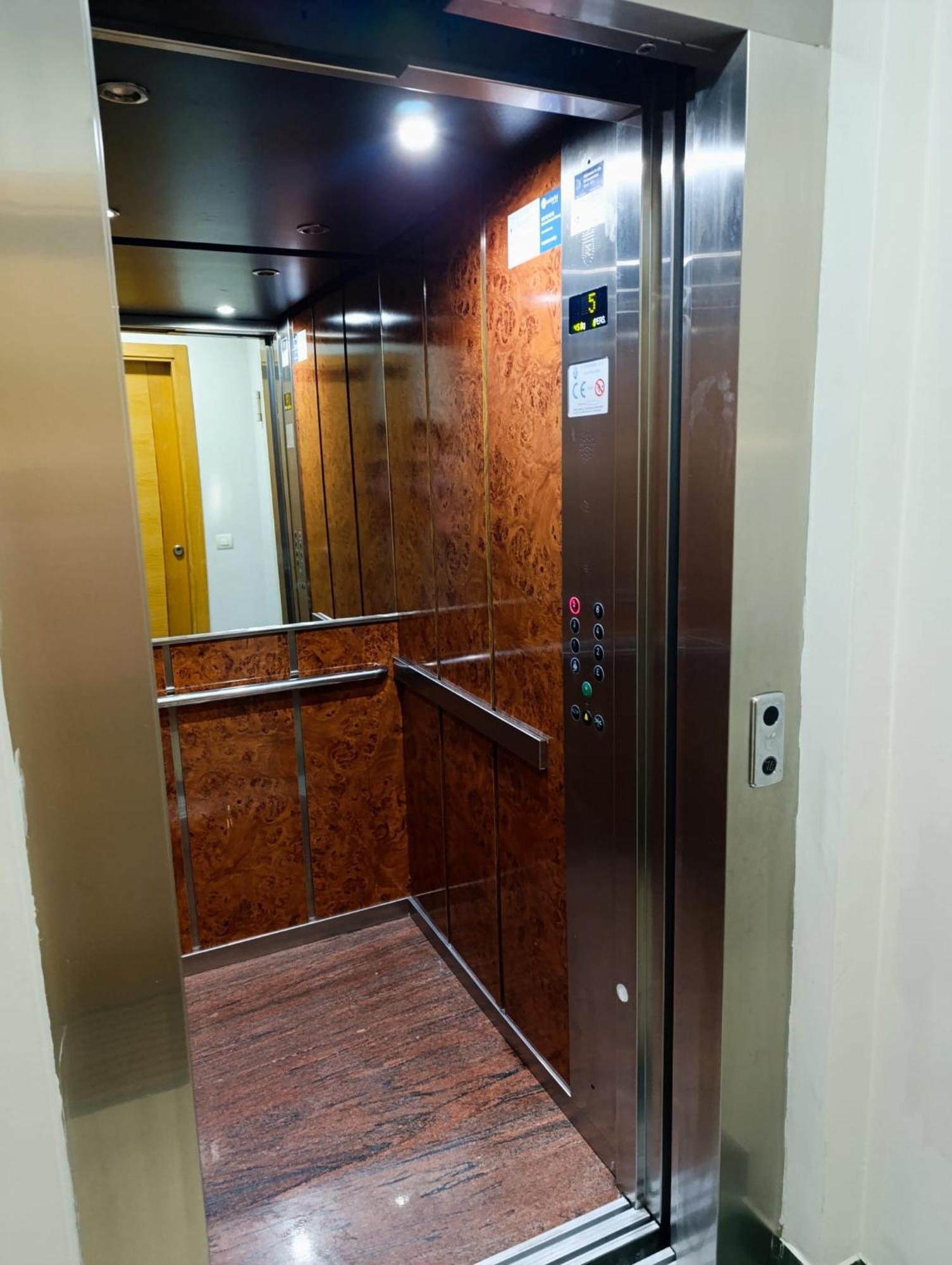 Apartamento El Dorado Cerca Del Mar Málaga Eksteriør billede